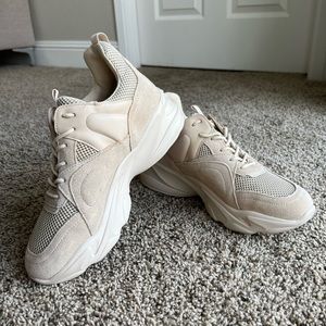 Steve Madden sneakers